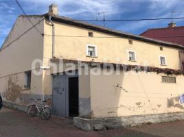 Houses (country house), 372 m², near bus and train