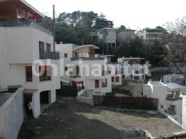 New home - Houses in, 540 m², near bus and train, new, Calle Can Baseda, 46