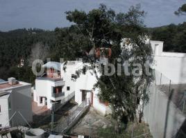 New home - Houses in, 540 m², near bus and train, new, Calle Can Baseda, 46