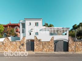 Houses (detached house), 530 m², almost new, Zona