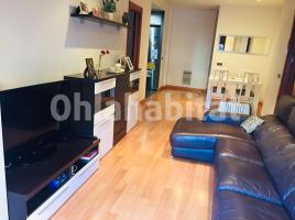 Flat, 72 m², almost new