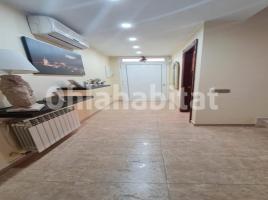 Houses (villa / tower), 400 m², almost new
