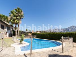 Houses (villa / tower), 228 m², almost new, Calle Alemanya