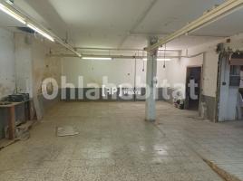 Business premises, 310 m², Zona