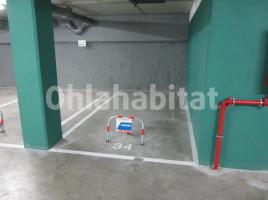 For rent parking, 8 m², Calle del Parc de Can Mercader