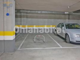 Parking, 15 m², Travesía do Restollal