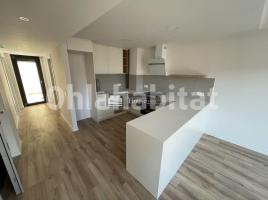 New home - Flat in, 76 m², near bus and train, new