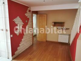Houses (terraced house), 163 m², near bus and train, Calle Travessera del Carrer Academia
