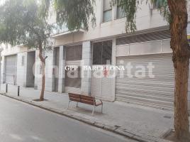 For rent business premises, 1330 m², almost new, Calle d'Antònia Canet, 15