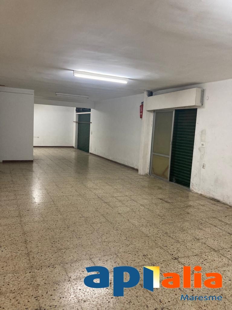 Local comercial, 143 m²