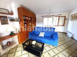 Houses (country house), 81 m², Calle del Berguedà