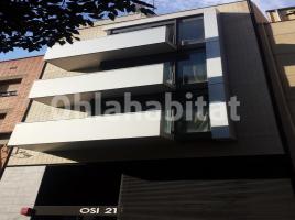 For rent loft, 45 m², near bus and train, almost new, Calle d'Osi