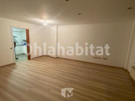 Flat, 94 m², almost new