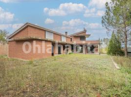 Houses (villa / tower), 423 m², almost new