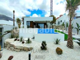 Houses (villa / tower), 258 m², new