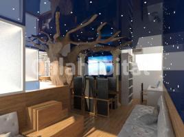 Dúplex, 180 m², cerca de bus y tren
