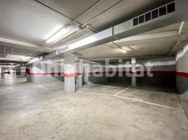 For rent parking, 12 m², Calle d'Ernest Lluch