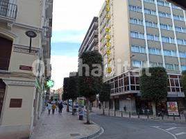For rent business premises, 133 m², Calle de Misericòrdia, 2