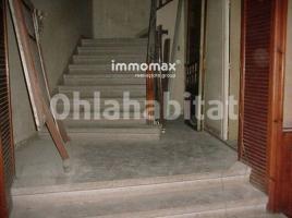 Lloguer local comercial, 600 m², Zona