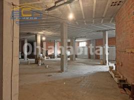 Local comercial, 545 m², Avenida Brañas, 60