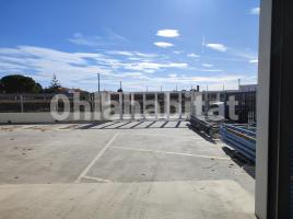 For rent industrial, 887 m², almost new, Calle Llevant, 42