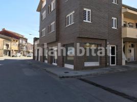 For rent business premises, 82 m², Calle de Lleida