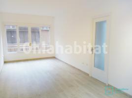 Flat, 71 m², close to bus and metro, Calle de Cabestany, 31