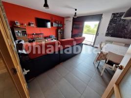 Houses (terraced house), 254 m², almost new