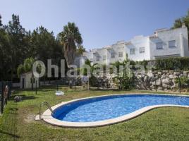 Houses (terraced house), 133 m², almost new, Calle Farigola
