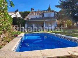 For rent Houses (villa / tower), 230 m²