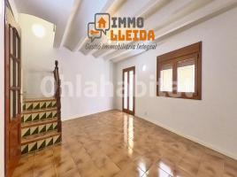 Houses (terraced house), 148 m², Calle Castell