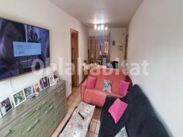 Flat, 61 m², almost new