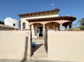 Houses (terraced house), 140 m², almost new, Calle Muga