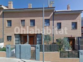 Casa (unifamiliar adossada), 202 m², nou, Calle Josep Turu I Salles, 6