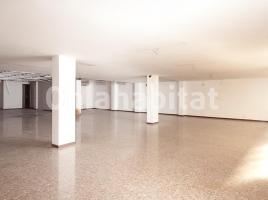 For rent office, 317 m², Calle del Bruc