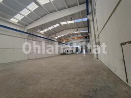 For rent industrial, 765 m², almost new