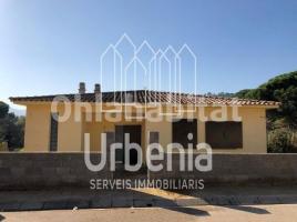 Houses (terraced house), 318 m², almost new, Zona