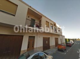 Houses (terraced house), 334 m², almost new, Calle Vinyols