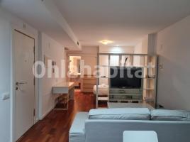 For rent flat, 48 m², close to bus and metro, almost new