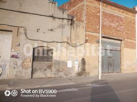 Industrial, 3700 m², Avenida Mossèn Cinto Verdaguer, 1