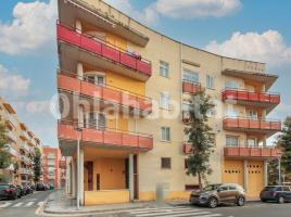 Pis, 102 m², près de bus et de train, presque neuf, Calle de l'Equador