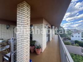 Casa (xalet / torre), 419 m², Calle de l'Església