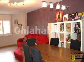 Piso, 84 m², Calle Montserrat Roig, 3