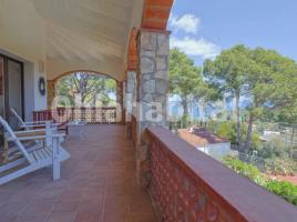 Casa (chalet / torre), 295 m²