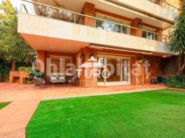 For rent flat, 353 m², Zona