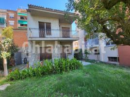 Houses (detached house), 173 m², Calle de Francesc Macià