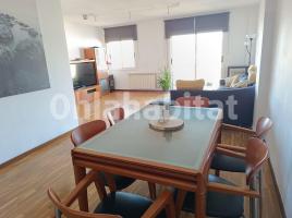 Pis, 101 m², prop de bus i tren, Abrera