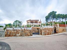 Casa (unifamiliar aislada), 223 m², cerca de bus y tren, seminuevo, Castellet i la Gornal