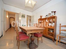 Piso, 105 m², cerca de bus y tren