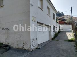 Houses (detached house), 162 m², near bus and train, almost new